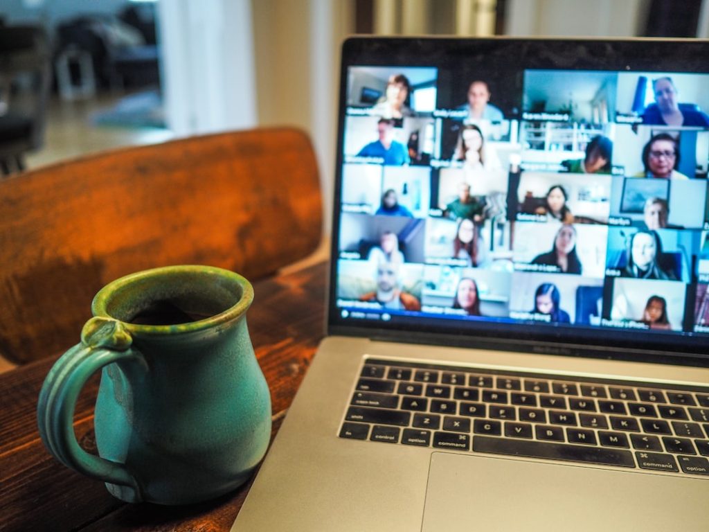 Photo Online Classroom